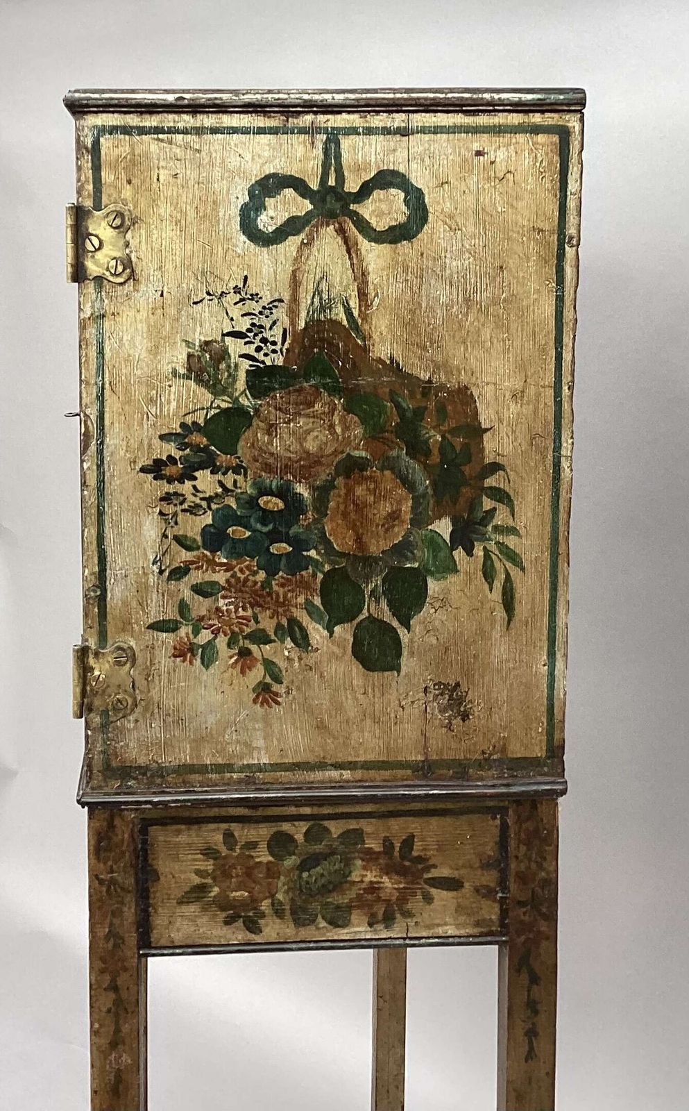 Charming Late C18th Painted Cabinet On Stand Of Small Proportions photo vinterior