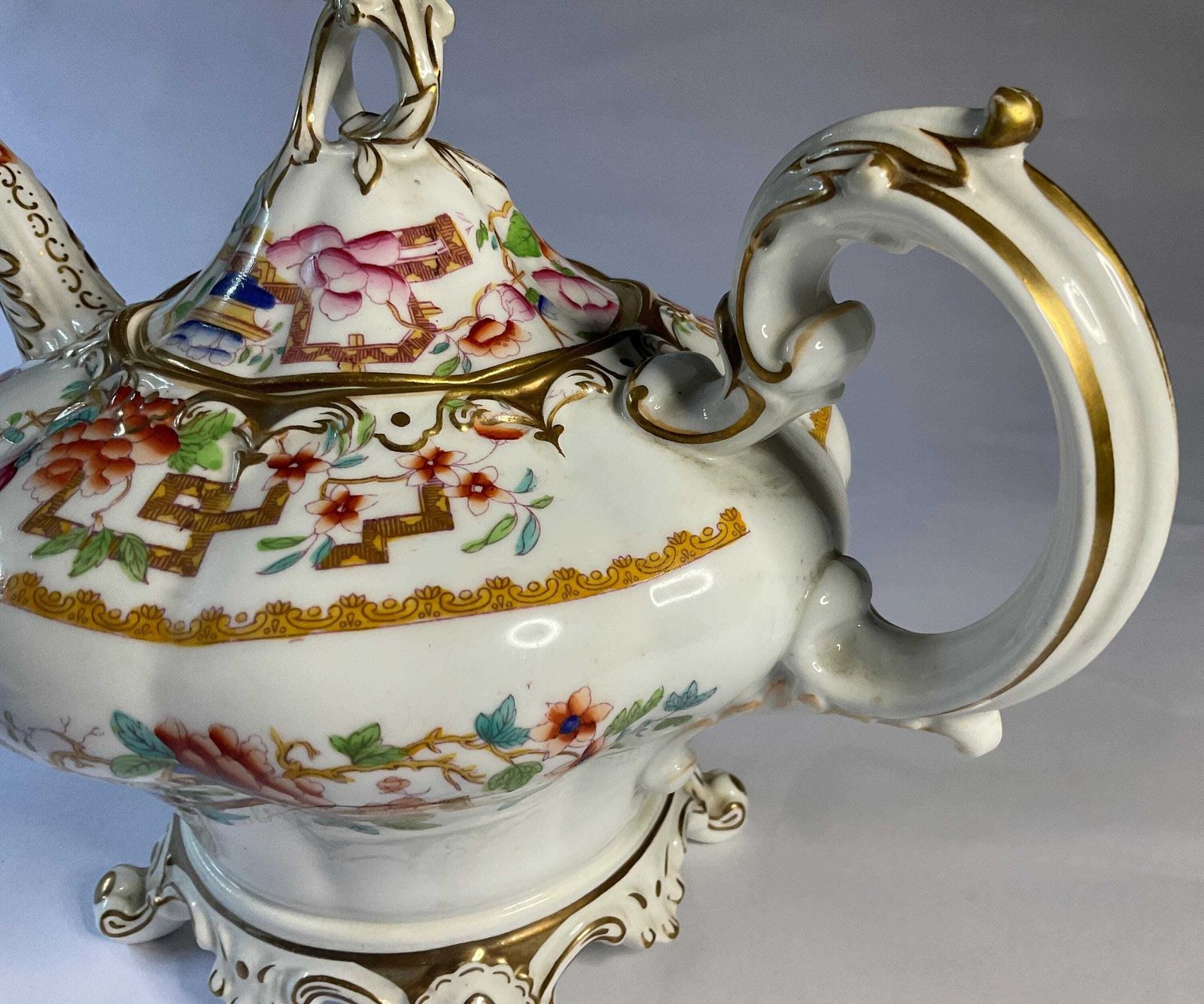photo furniture English Porcelain Teapot, Early 19th Century, With Provenance. A Rare Piece.