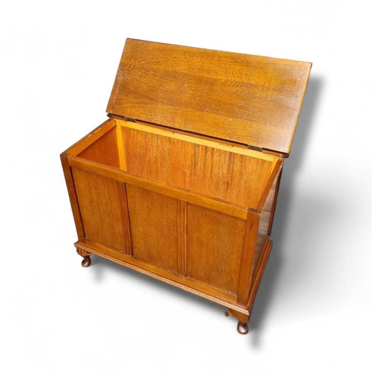 photo furniture Vintage Oak Blanket Chest / C.W.S. Ltd London Cabinet Factory Enfield / C.1930s–1940s / Free Delivery