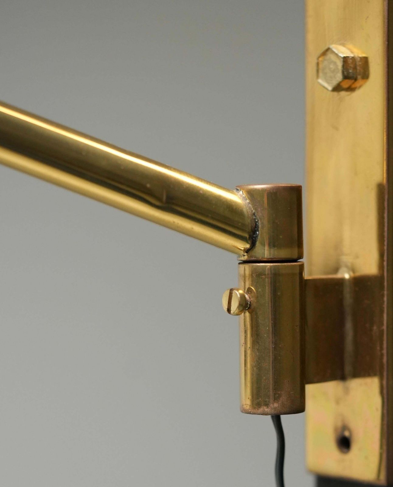 12036.0 Stilnovo No 3030 Wall Light In Brass And Black Metal, Italy, 1950's photo