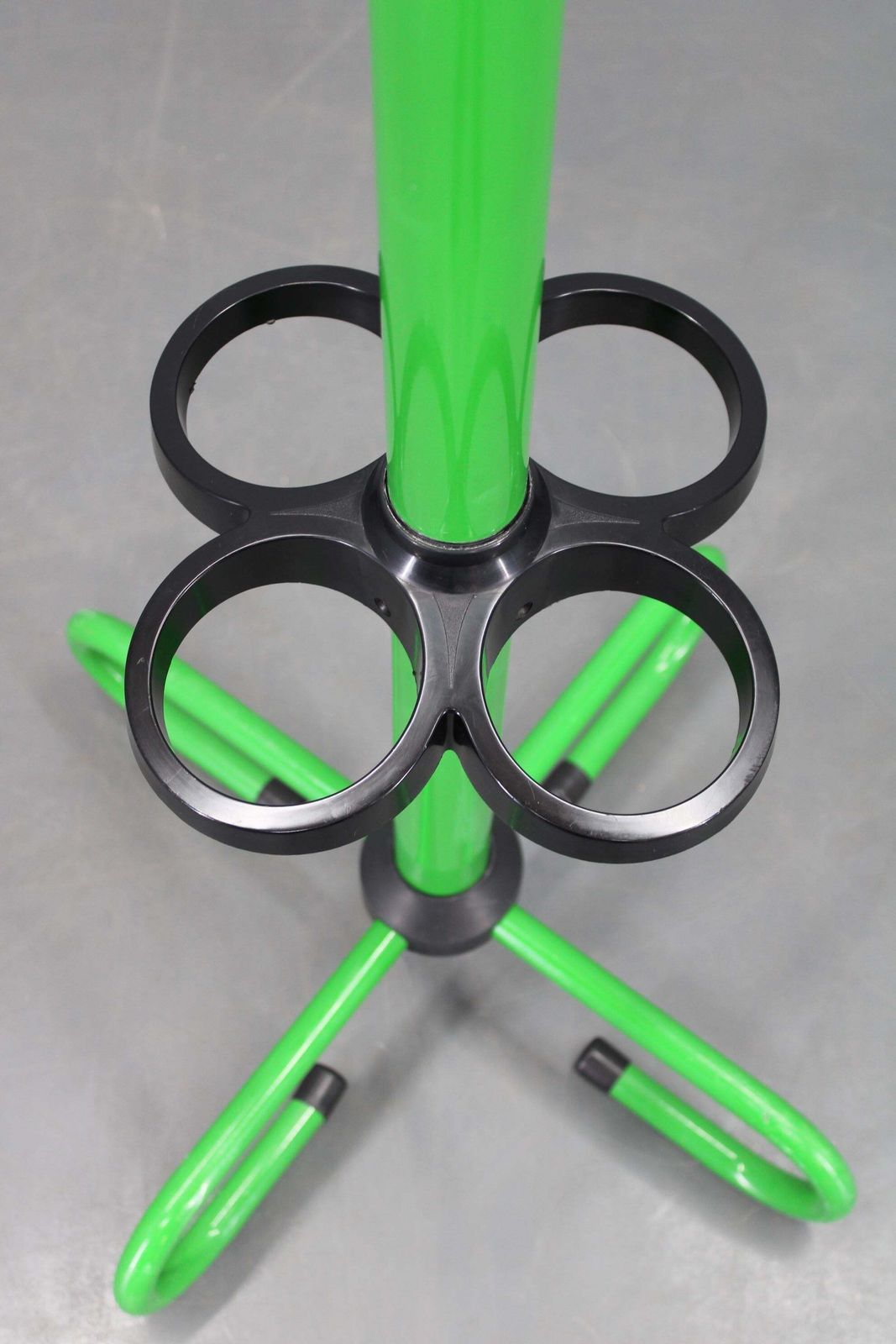 1970s Italian Lacquered Metal Coat Rack With Umbrella Holder photo vintage