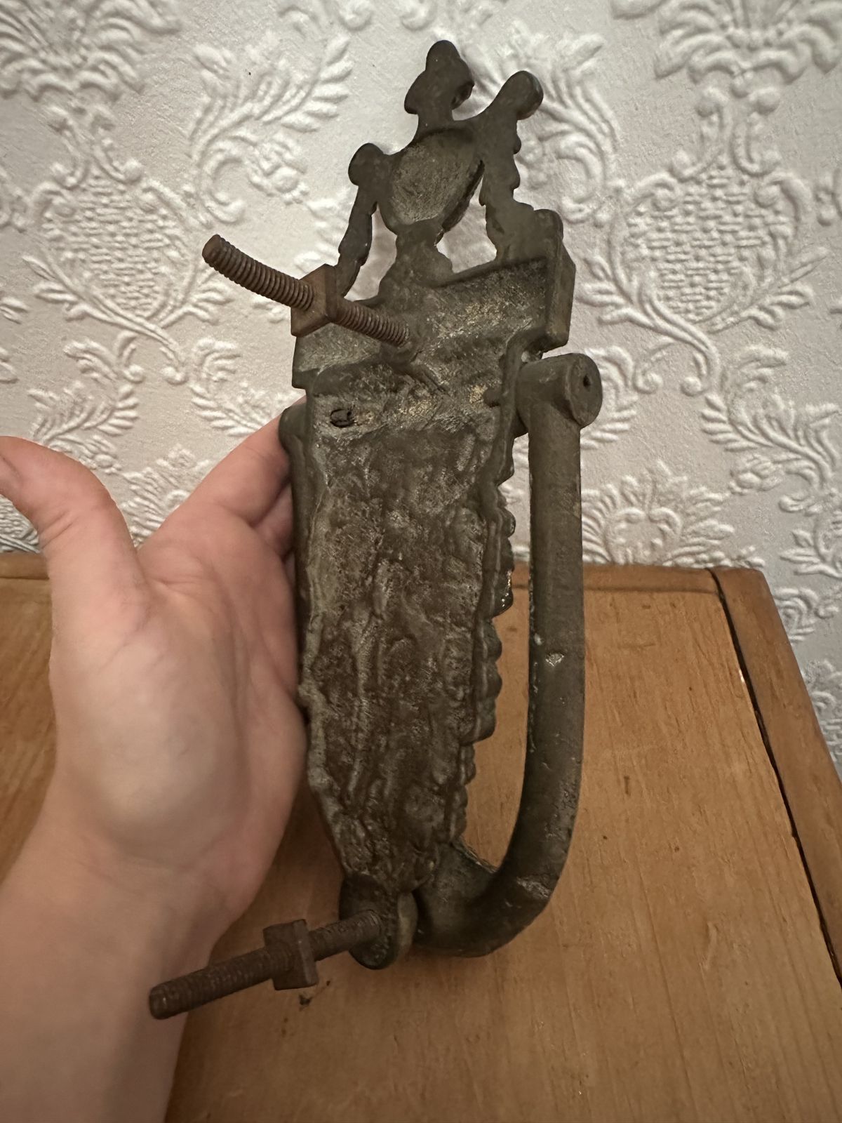 photo vinterior Antique 19th Century Brass Door Knocker