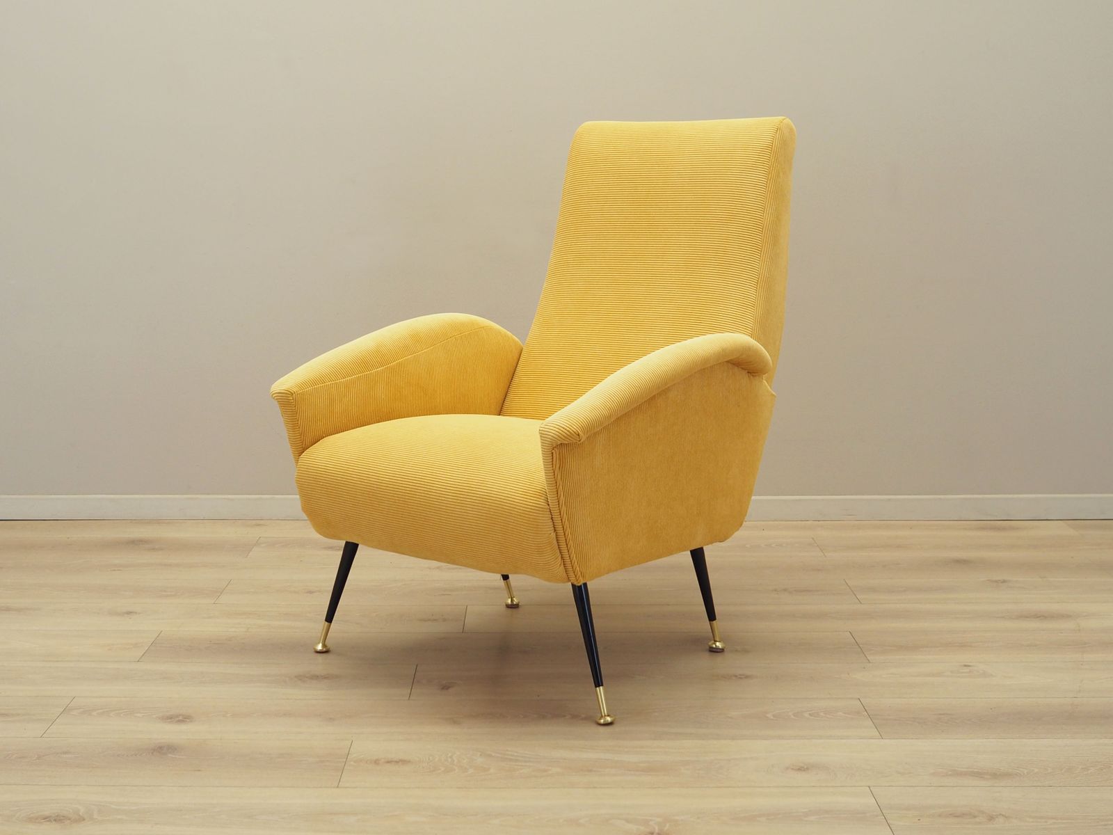 Gele Fauteuil, Italiaans Design, Jaren 1970, Productie: Italië photo Meubels