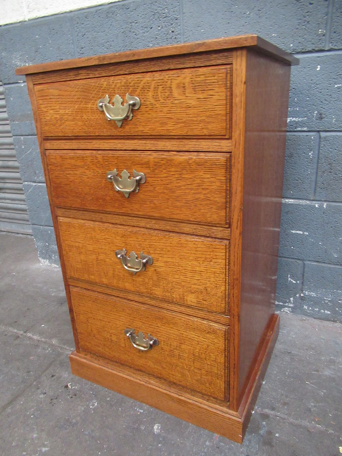 Oak Four Drawer Small  Chest Of Drawers