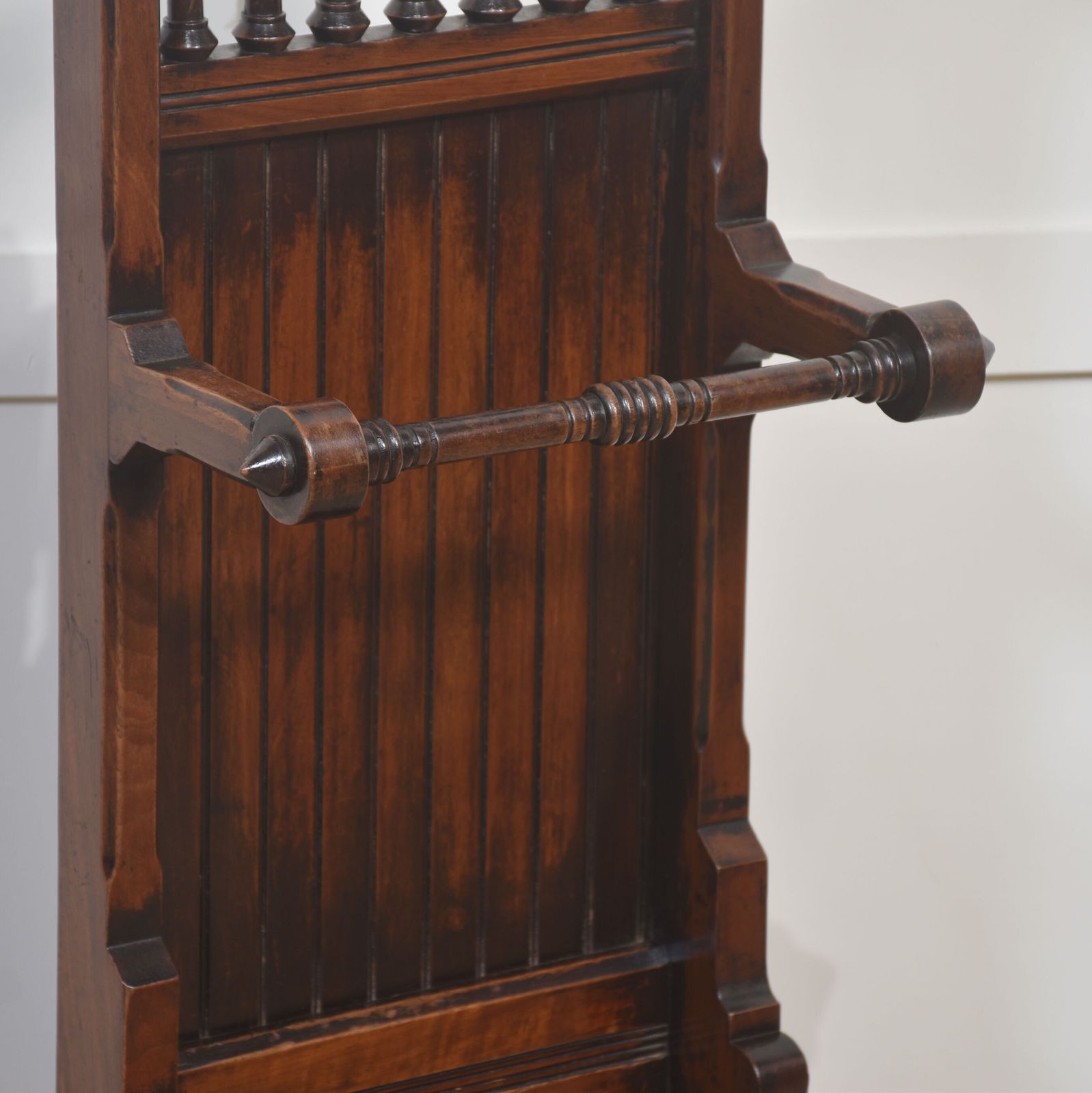 Gothic Revival Umbrella Stand photo 1014.0