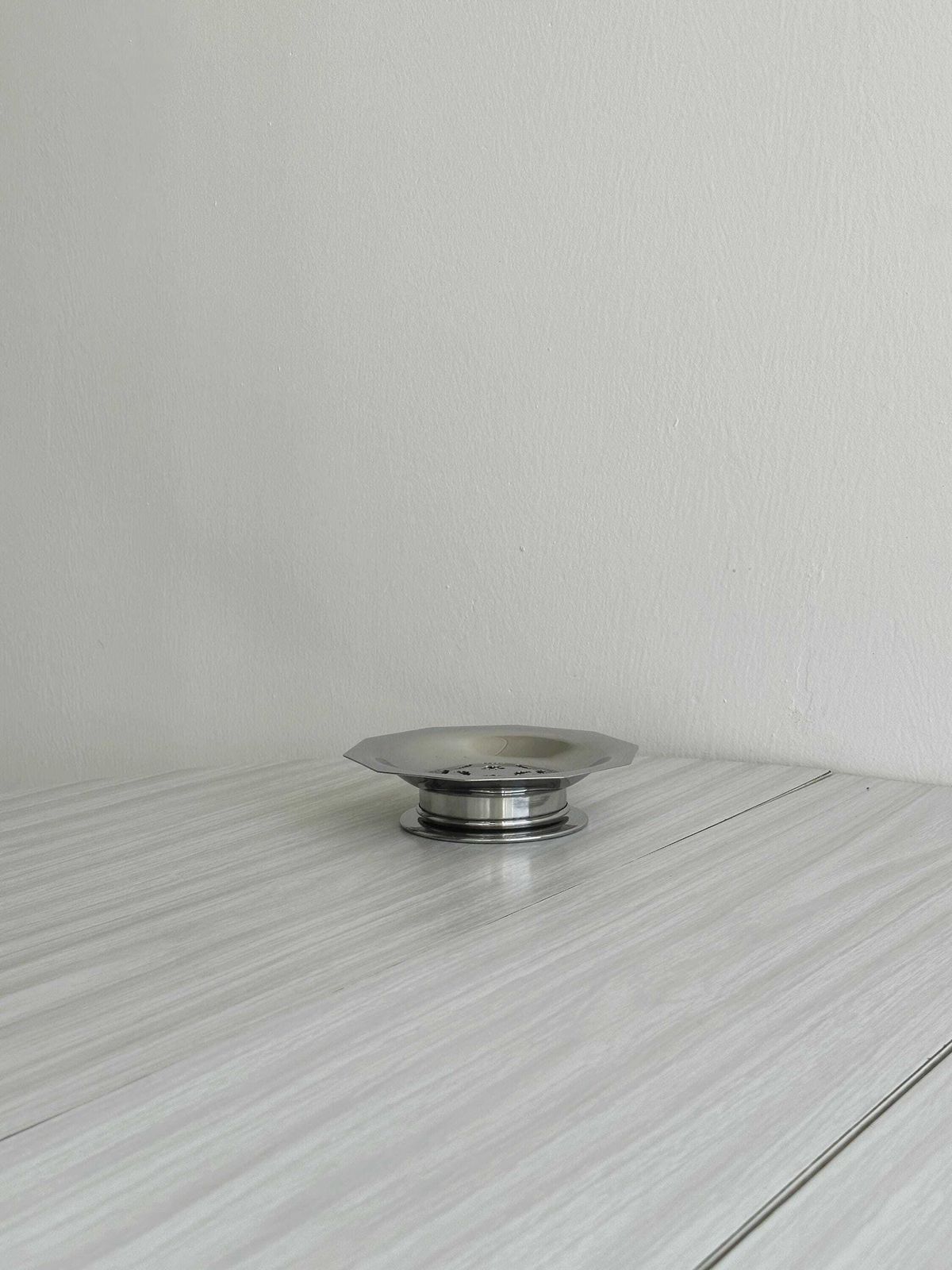 Antique Butter Dish In Shiny Silver Metal, Vintage Shell, Elegant And Retro Table Decoration, Antique Gift