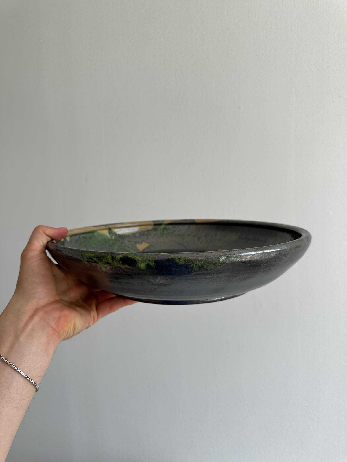 Large Fruit Basket Dish In Colorful Ceramic, Terracotta Pottery, Rustic Kitchen Decor, Antique Object With A Strong And Unique Character photo vinterior