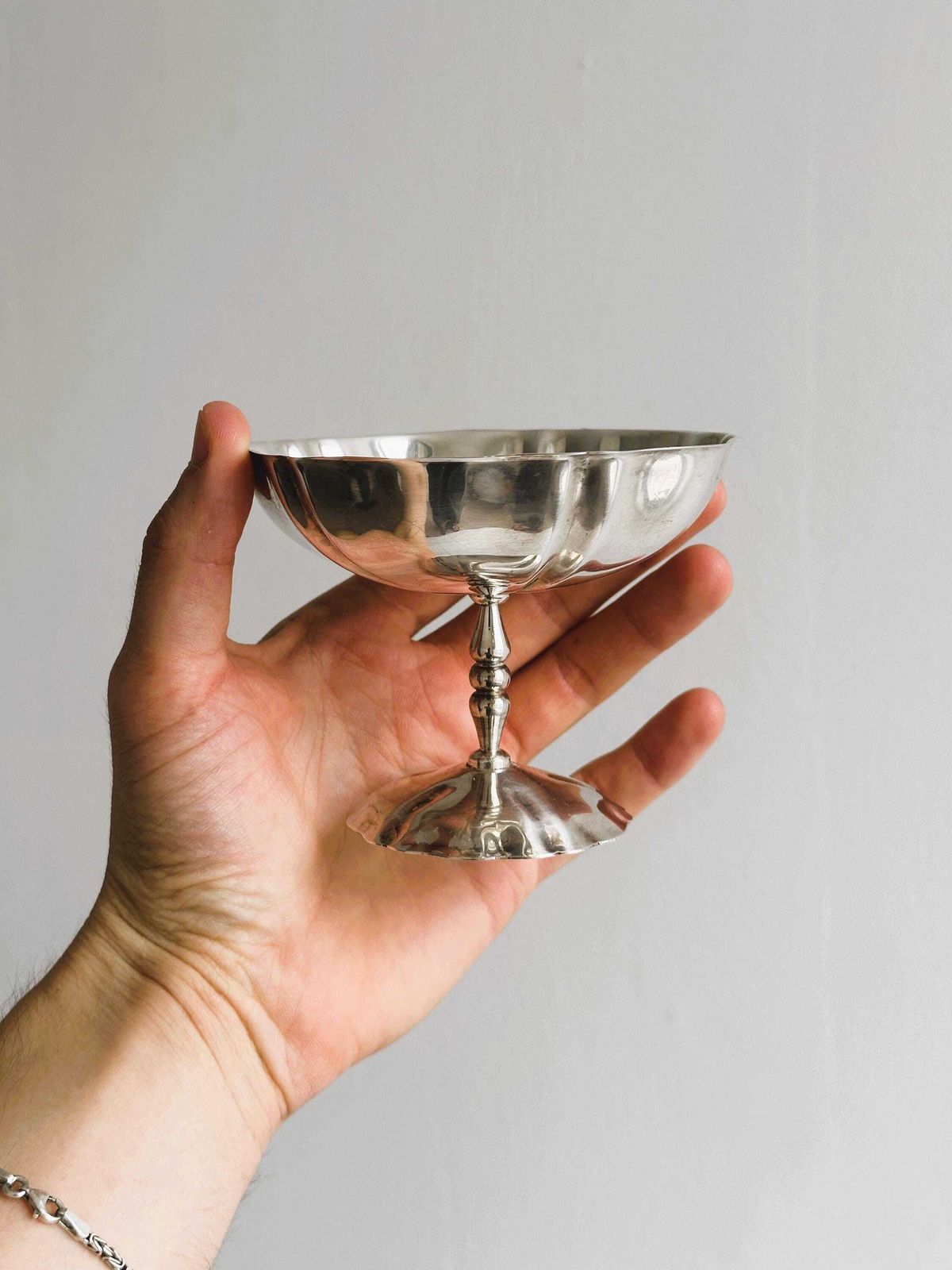 Set Of 6 Large Antique Stainless Steel Bowls, Light Metal On A Stand, Vintage Tableware, Chic Dessert, Ice Cream Or Fruit Presentation photo Home Decor