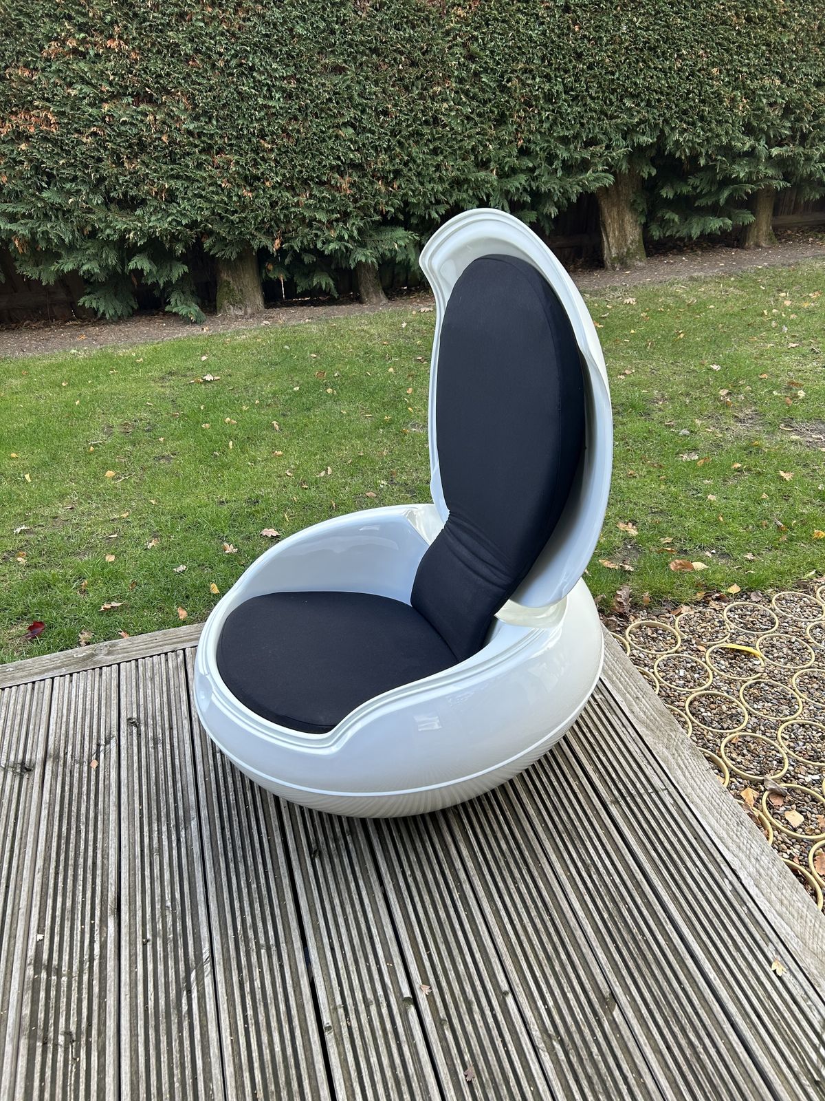 Garden Egg Chair By Peter Gychy photo vintage