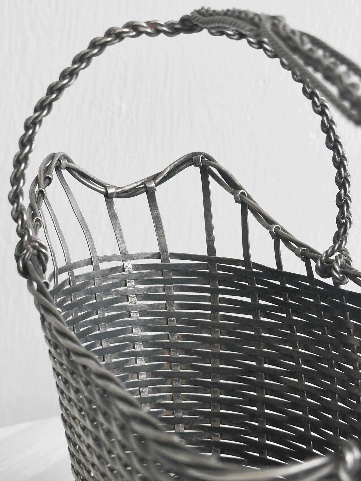 Woven Metal Wine Basket, Elegant Bottle Holder, Table Accessory, Retro Decoration, Table Art, Gift For Wine Lover photo Home Decor