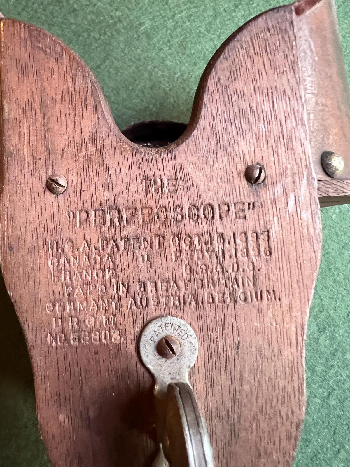 Antique Stereoscope Stereoscopic Viewer “The Perfecscope” 1800s Stamped Underwood & Underwood. New York USA. photo vinterior