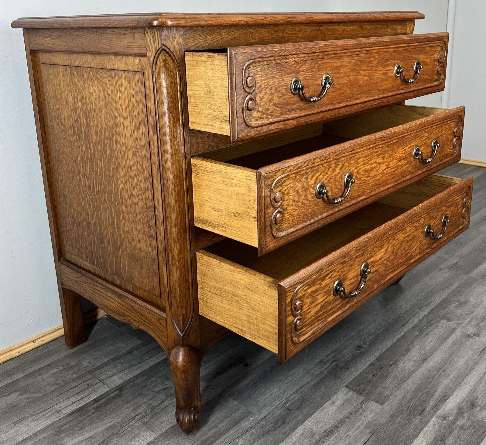 photo furniture Chest Of Drawers Vintage French Oak Louis XV Style Carved Cabinet Lot 4321