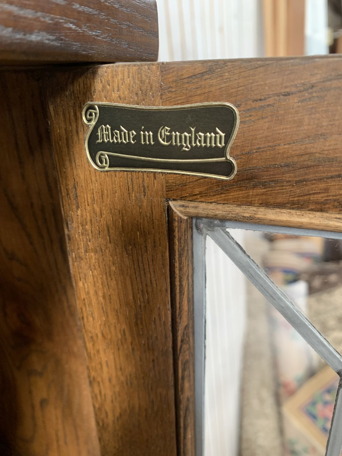 Old Charm Sovereign Dresser Sideboard With A Light Oak Finish. photo 998.0