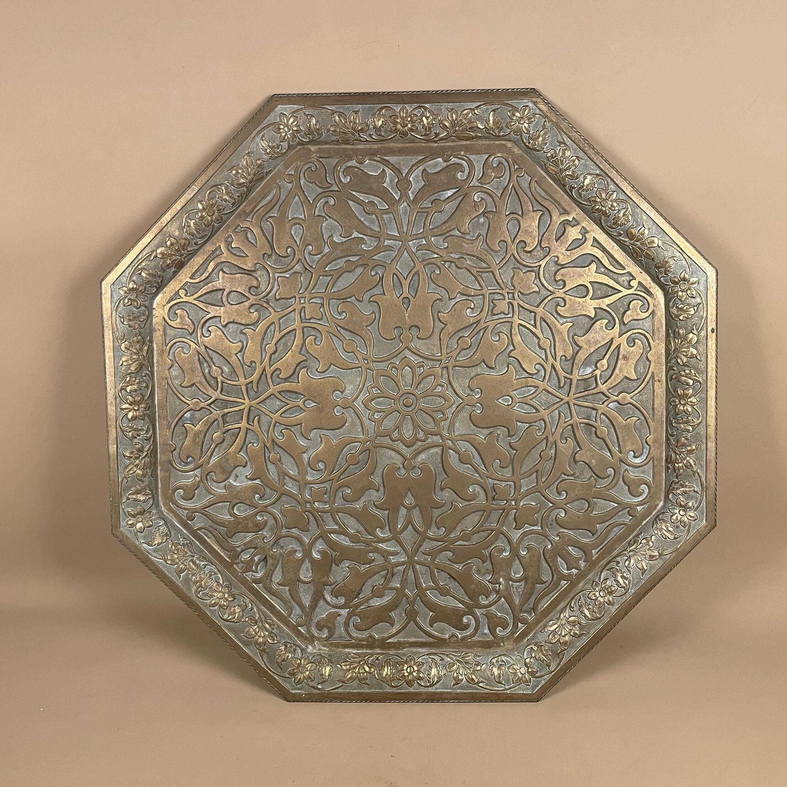 Antique Metal Gold Indian Patterned Brass Tray 62x62cm Plate Handmade Etched Intricate Decorative Pattern Wall Art Octagon Vintage India photo 236.0