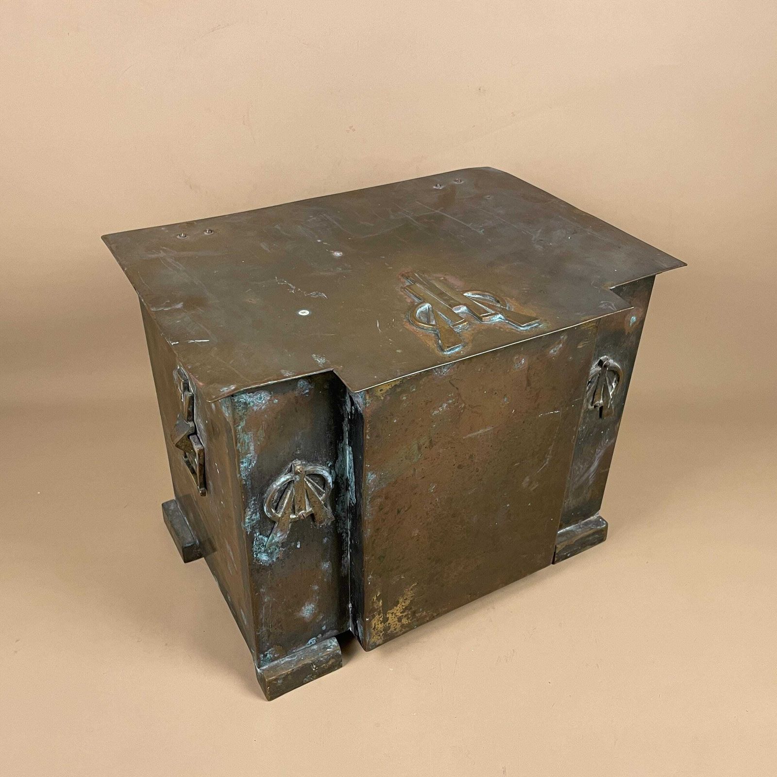 Antique Metal Gold Brass Coal Bucket Handle Art Nouveau Rectangle Fire Side Scuttle Farmhouse Wood Patina Vintage Fireplace Box Lidded Lid