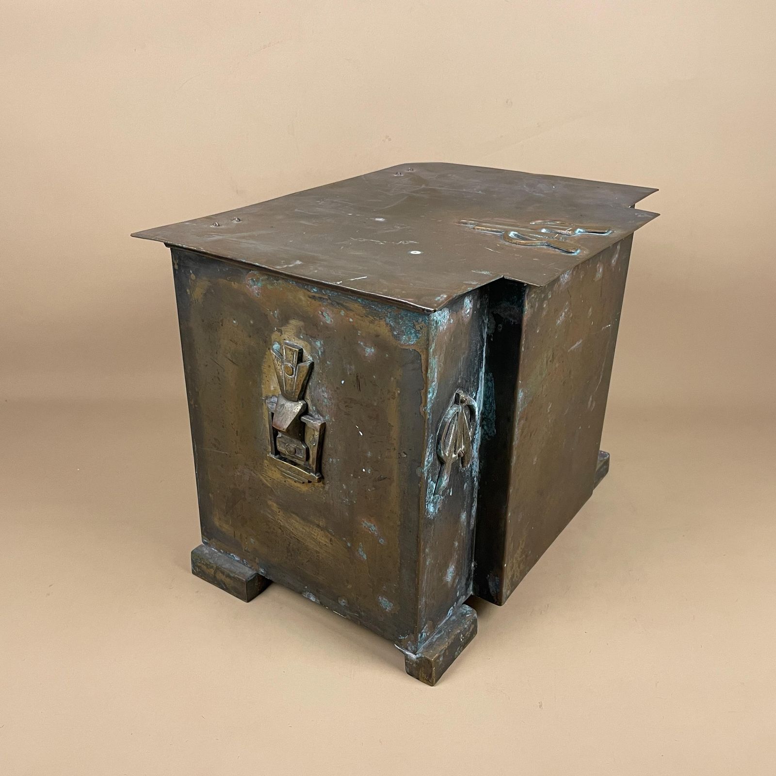 Antique Metal Gold Brass Coal Bucket Handle Art Nouveau Rectangle Fire Side Scuttle Farmhouse Wood Patina Vintage Fireplace Box Lidded Lid photo Home Decor