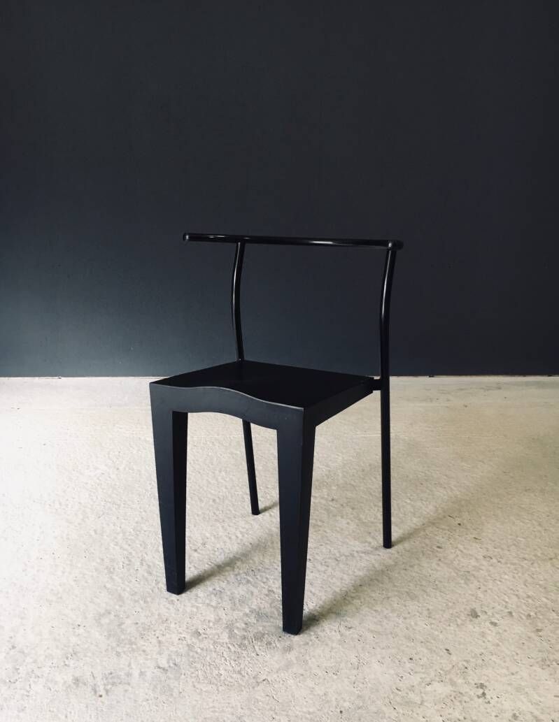 photo vintage Postmodern Design DR. Glob Eetkamerstoelen Set Door Philippe Starck Voor Kartell, Italië, Jaren 1980