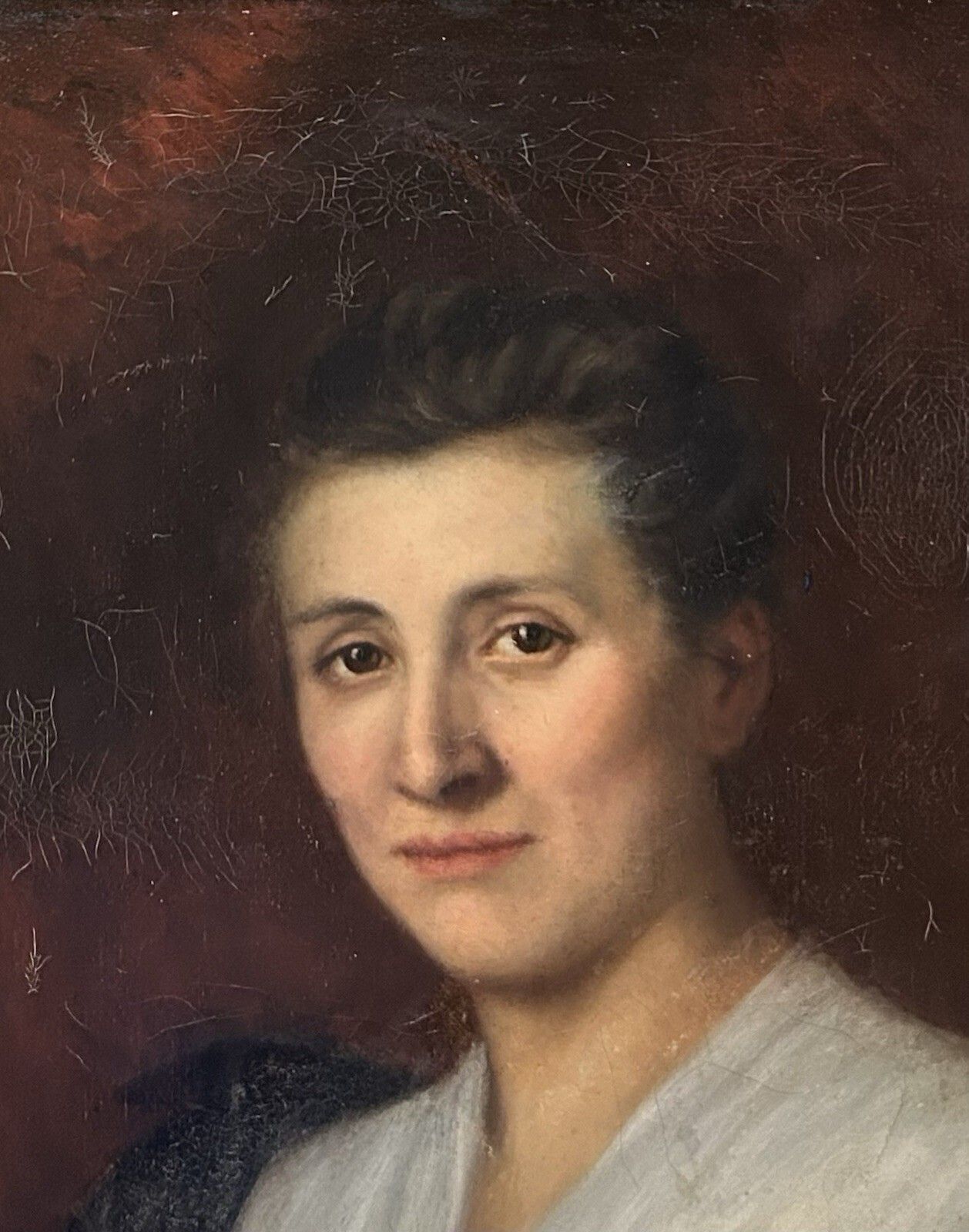 Antique 1830s–1850s Oil Painting On Canvas – Portrait Of A Woman photo vinterior