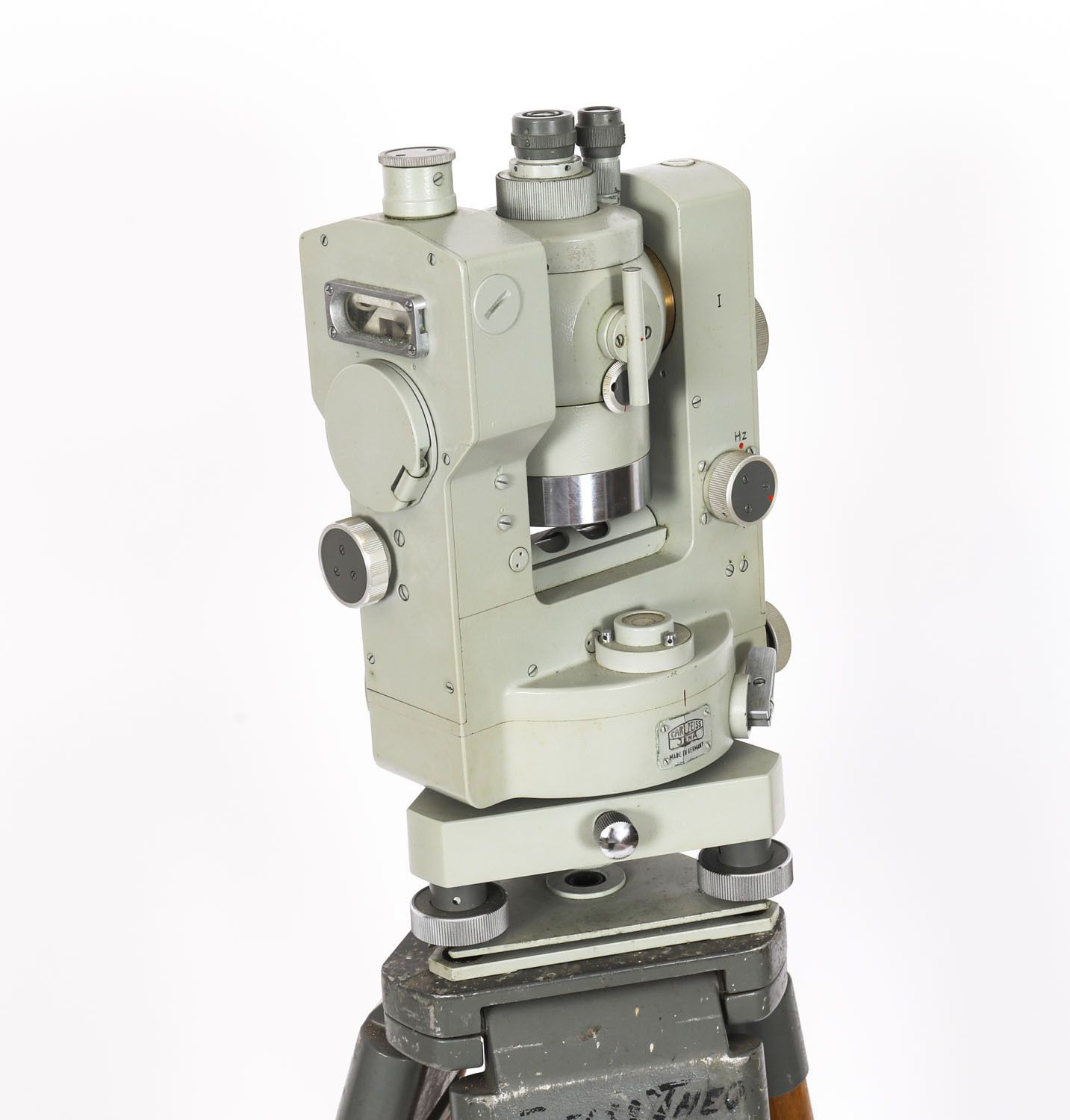 Vintage Carl Zeiss 'Theo 010' Theodolite & Tripod & Case  Mid 20th C photo vinterior