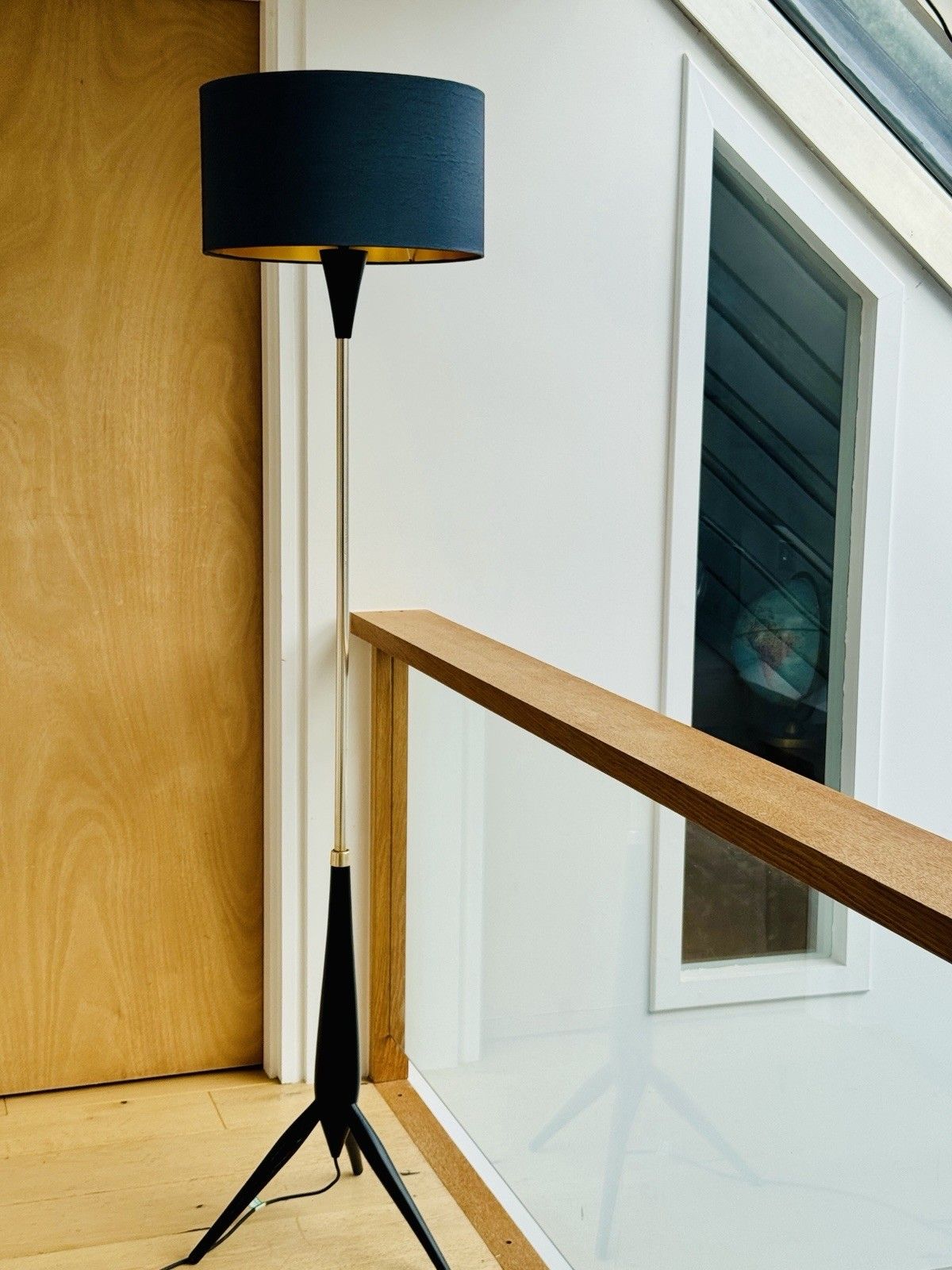 Very Tall 1950s Brass & Ebonised Wood Tripod Floor Lamp With Shade Vgc photo vinterior