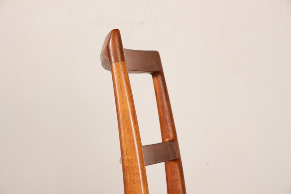 Ensemble de 4 chaises danoises en teck et cuir, modèle 430, par Arne Vodder pour Sibast, 1960. photo vinterior