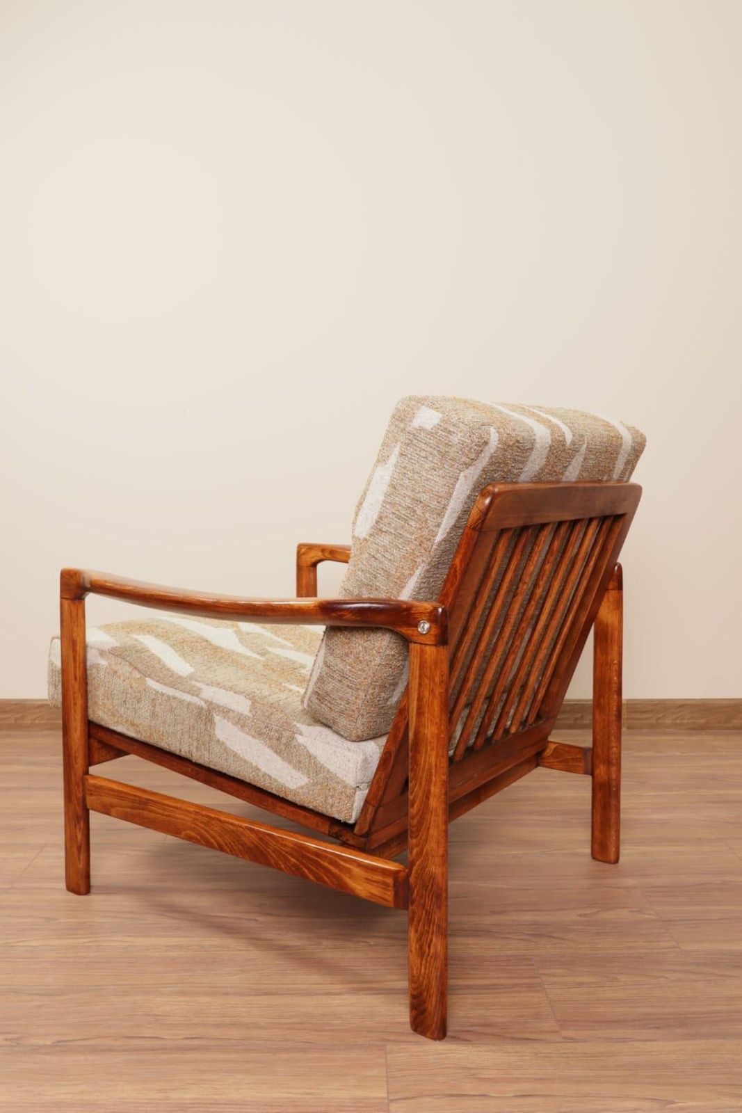 Vintage Armchair With Cushions Designed By Zenon Bączyk, Poland 1960s, Fully Refurbished photo Furniture