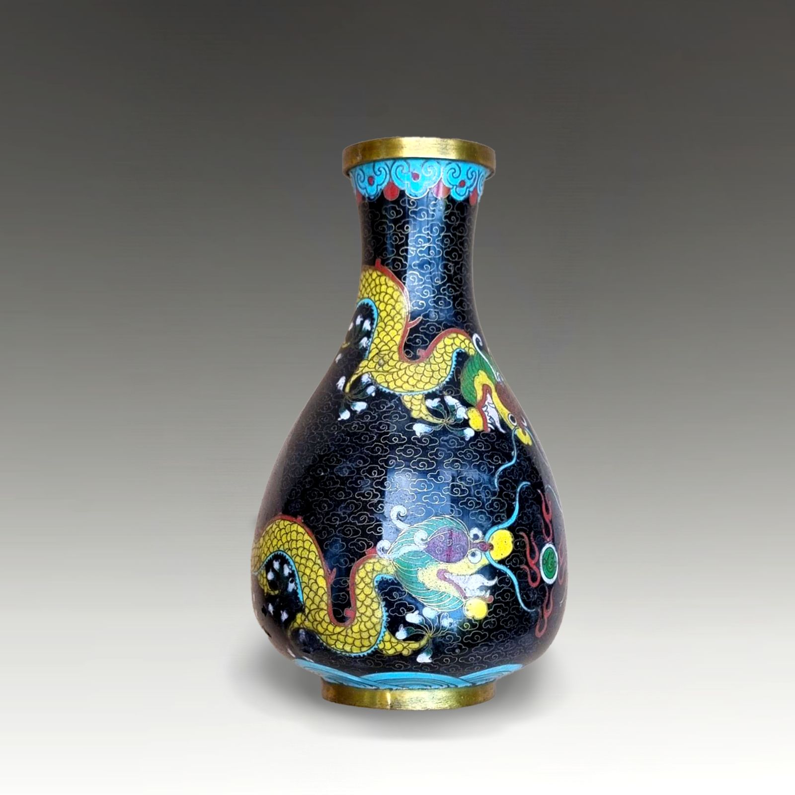 Chinese Cloisonne  Vase  Qing Dynasty Late 19thc  3 Dragons Flaming Pearl 17cm H photo Home Decor