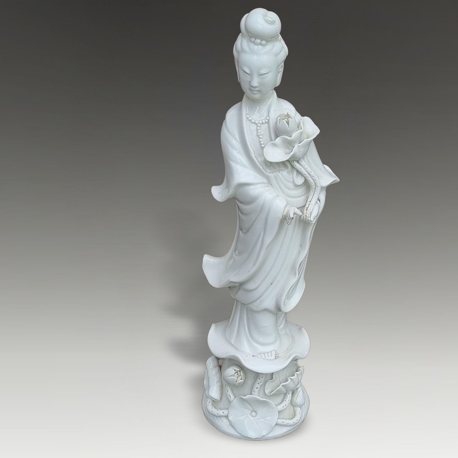 Chinese Qing Dynasty Blanc De Chine Figure Of Guan Yin  C19th Height 27cm