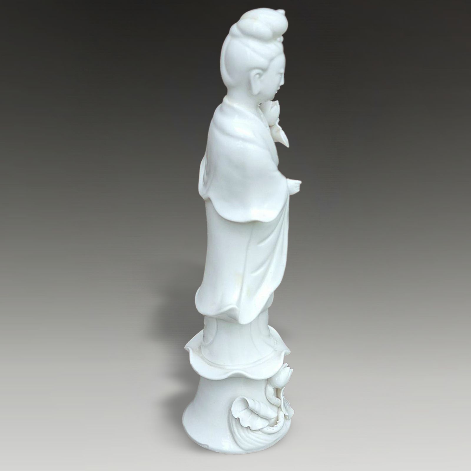 Chinese Qing Dynasty Blanc De Chine Figure Of Guan Yin  C19th Height 27cm photo for sale