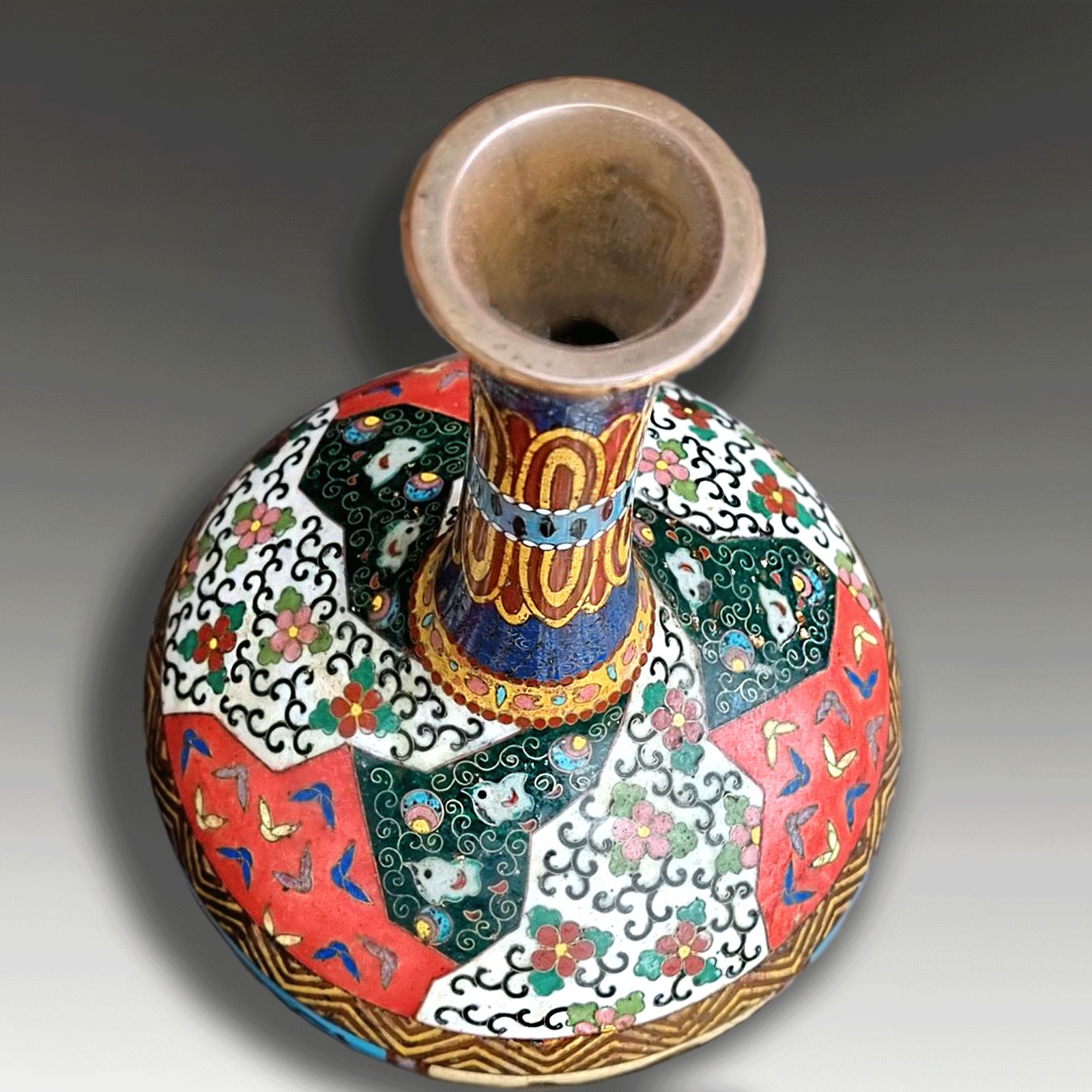 Japanese Cloisonne Vase  Meiji 19thc  Vibrant Design & Colours  Superb 19cm H photo buy