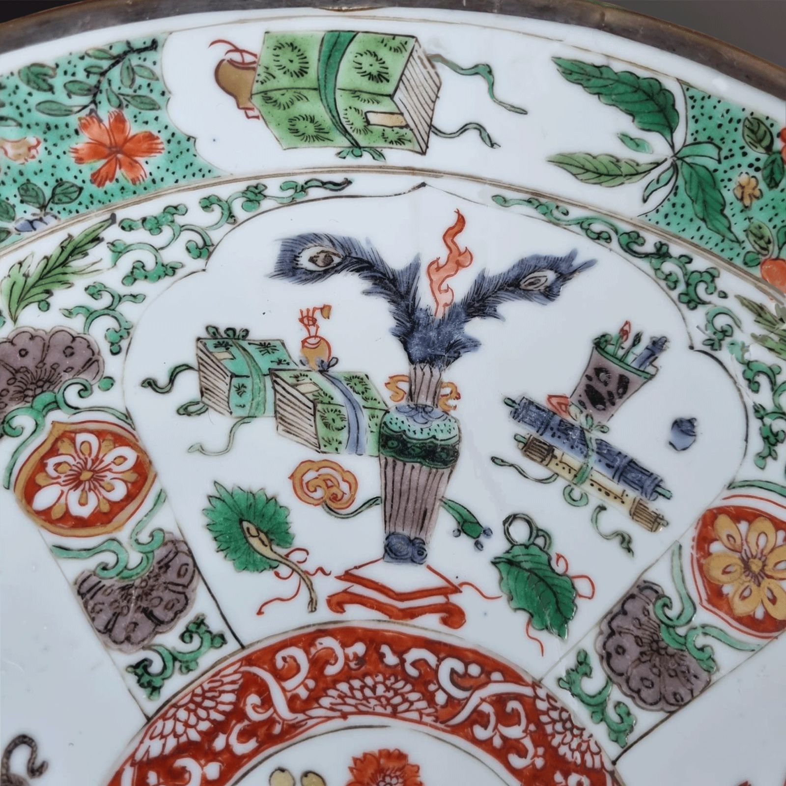 Chinese Kangxi Famille Verte 'Flower Basket' Charger  Superb Quality  Circa 1700 photo Home Decor