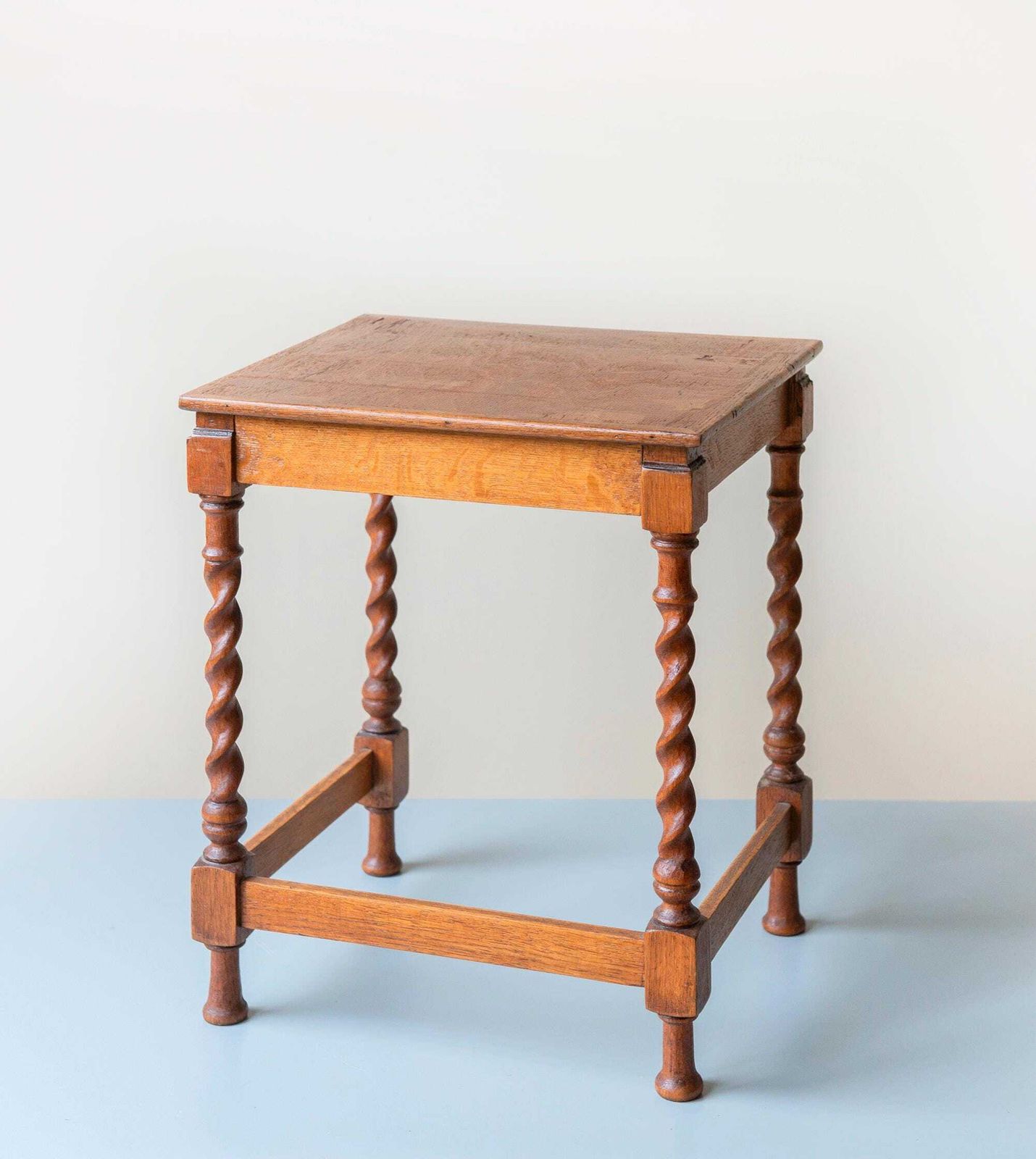 Antique Barley Twist Table, Oak Side Table With Turned Legs, Hand Carved Wooden Coffee Table, Rustic Accent Table photo Furniture
