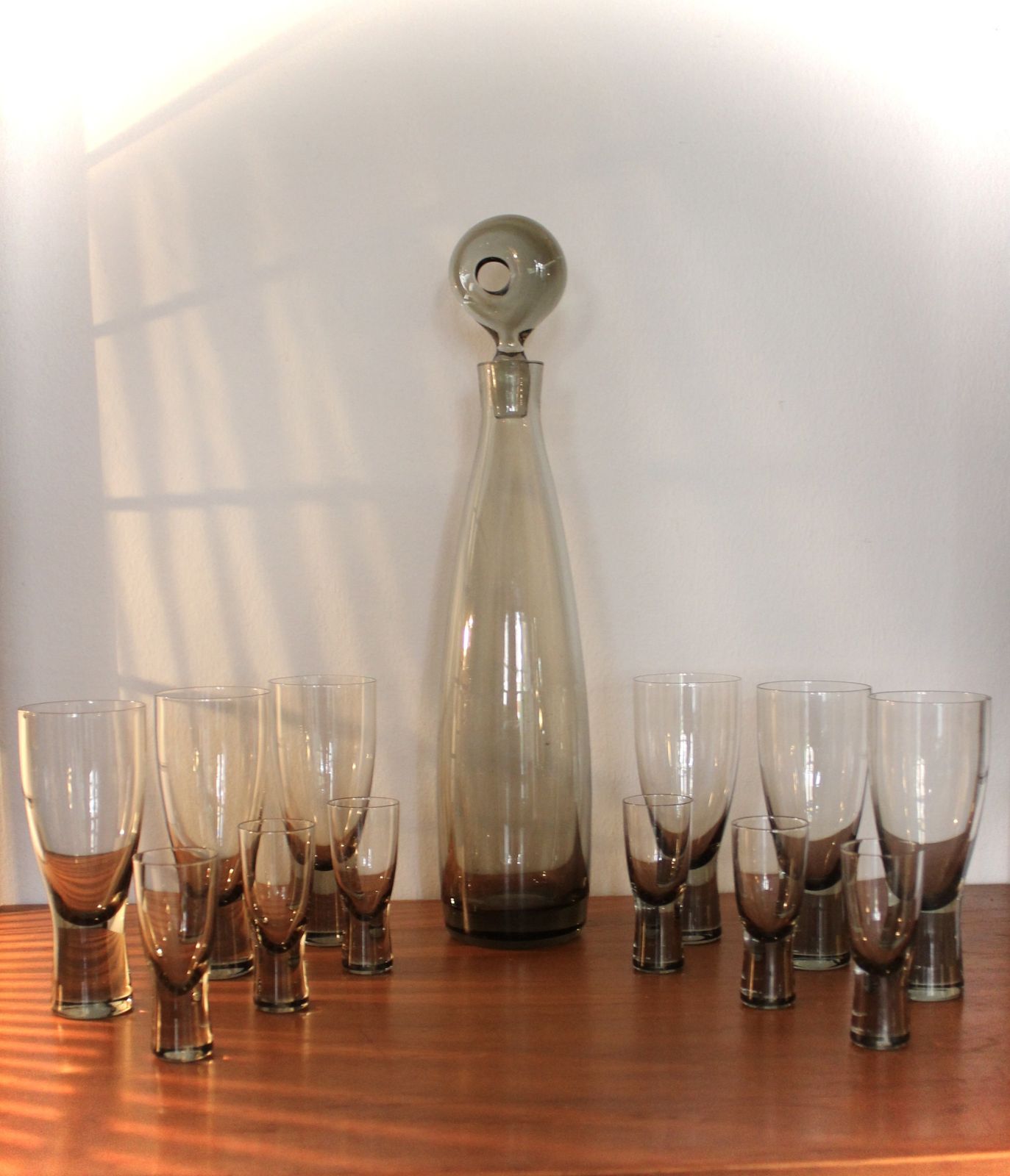 Per Lutken Smoky Grey Glass Aristocrat Decanter And Twelve Glasses photo 285.0