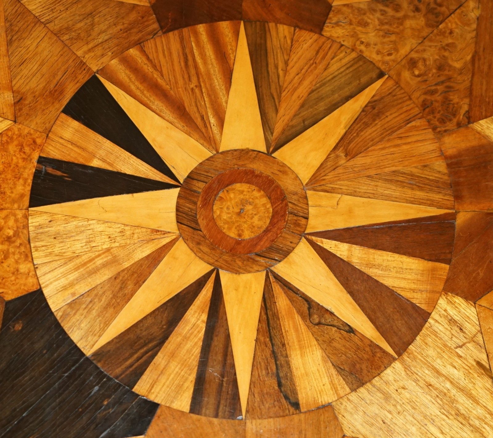 Sublime Cir 1800 Antique Specimen Wood Occasional Tilt Top Table Burr Walnut Oak photo 3950.0