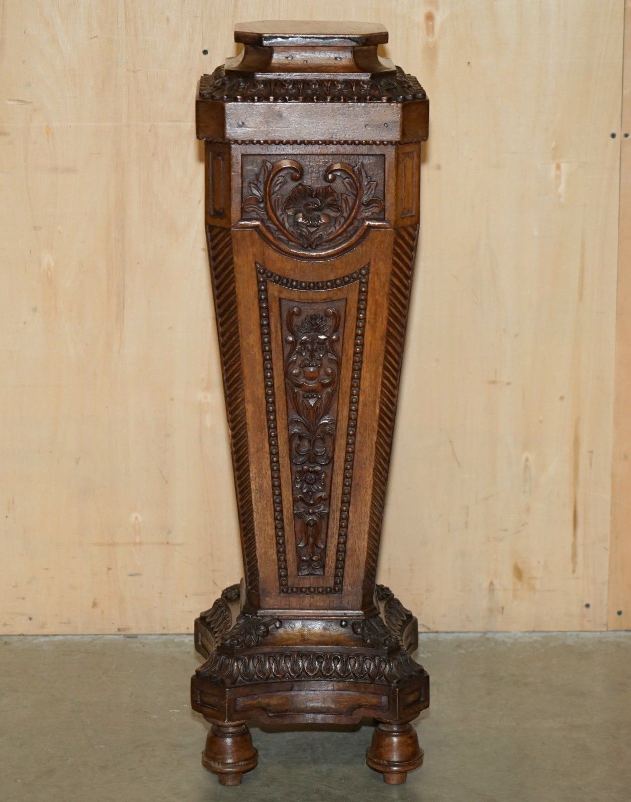 Antique Victorian Corinthian Pillar Pedestal Stand Displaying Busts Antiques photo for sale