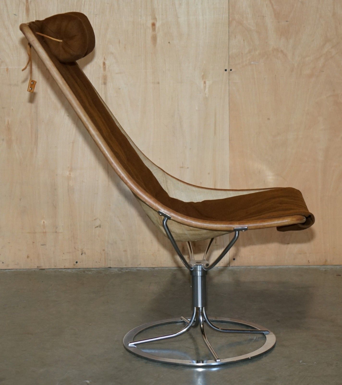 photo for sale Bruno Mathsson Swedish Mid Century 1907 1988 Jetson Swivel Armchair For Dux