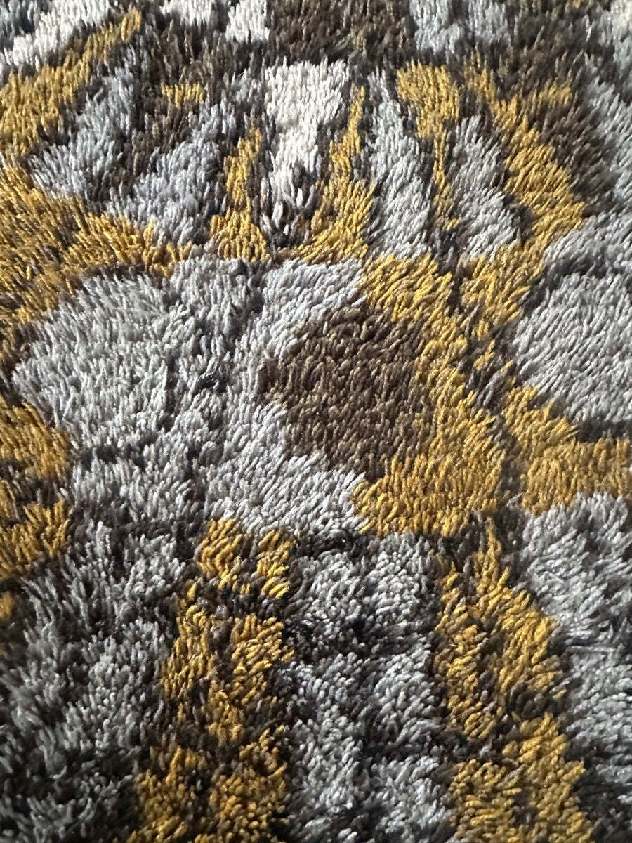 photo buy 1960s Vintage Mid Century Scandinavian Rya Shagpile "Sun Dial" Knotted Wool Rug