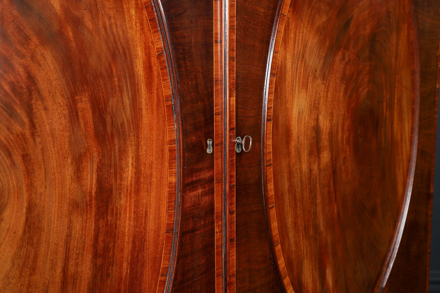 English Georgian Flame Mahogany Linen Press Chest Wardrobe Armoire (Circa 1780) photo Furniture