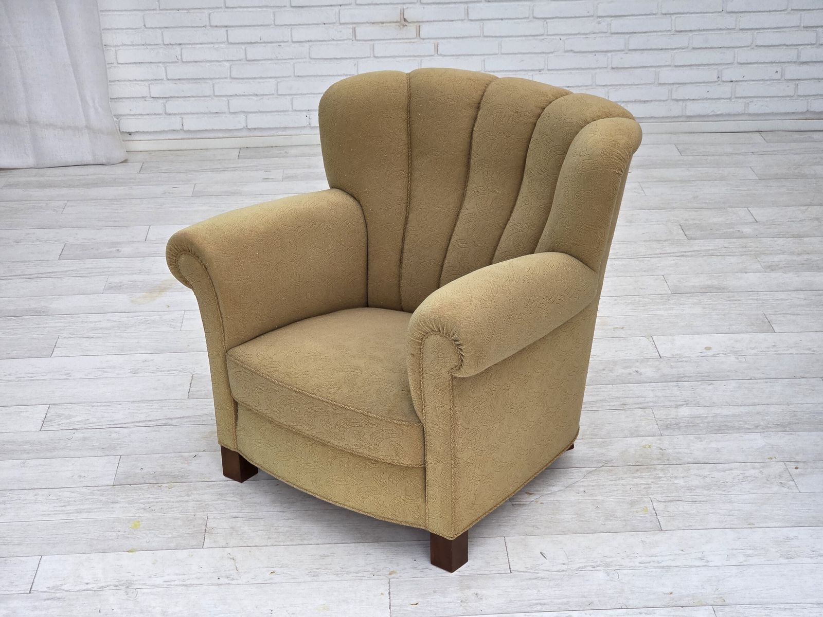 Ca. Jaren 1960, Deense Relaxfauteuil, Lichtgroen Meubelwol. photo Meubels