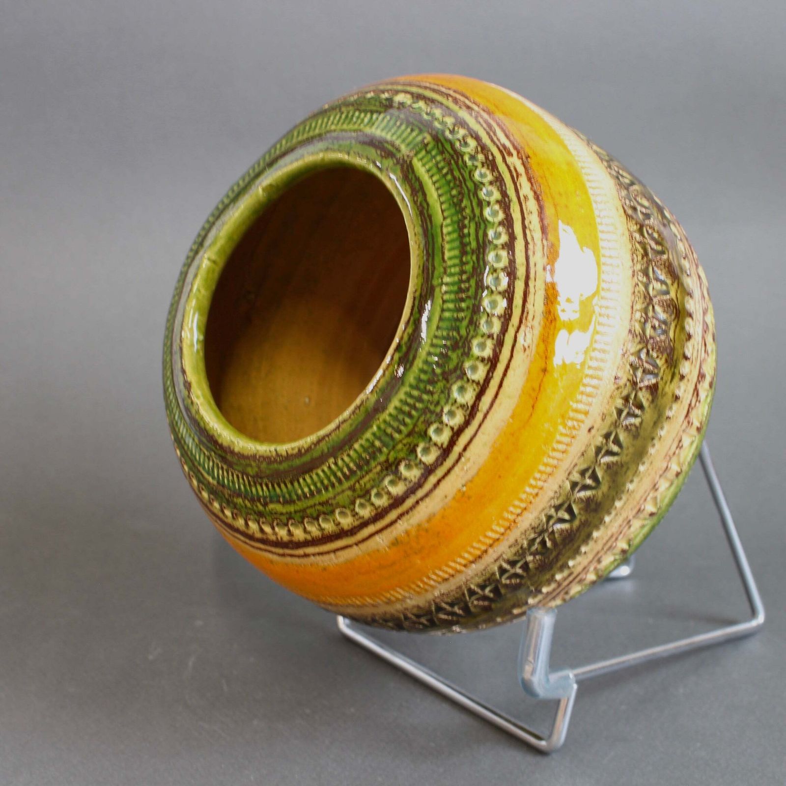 Mid Century Italian Ceramic Vase By Aldo Londi For Bitossi (Circa 1960s) photo vintage