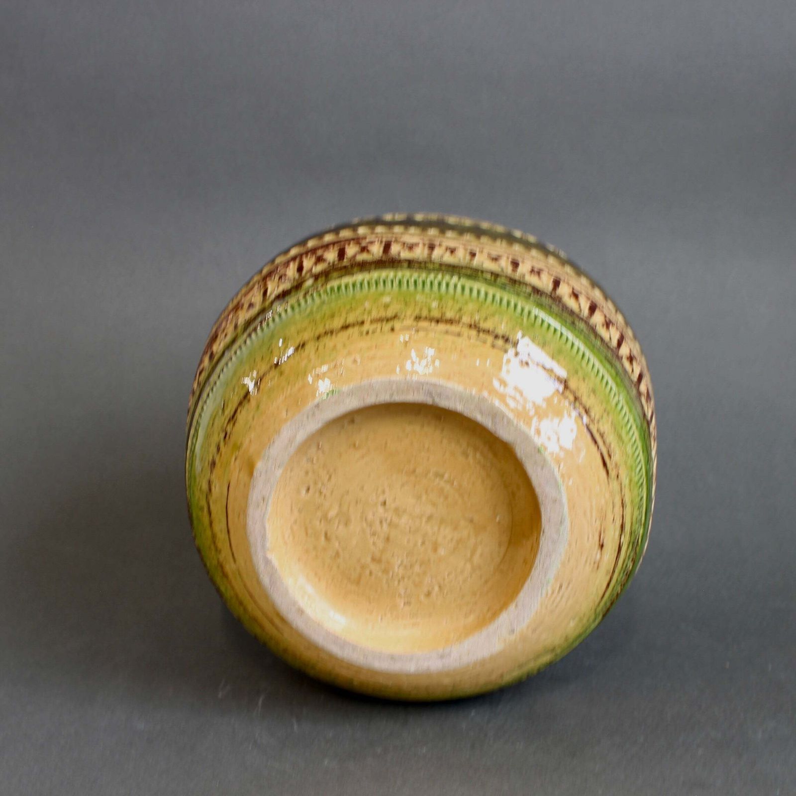 600.0 Mid Century Italian Ceramic Vase By Aldo Londi For Bitossi (Circa 1960s) photo