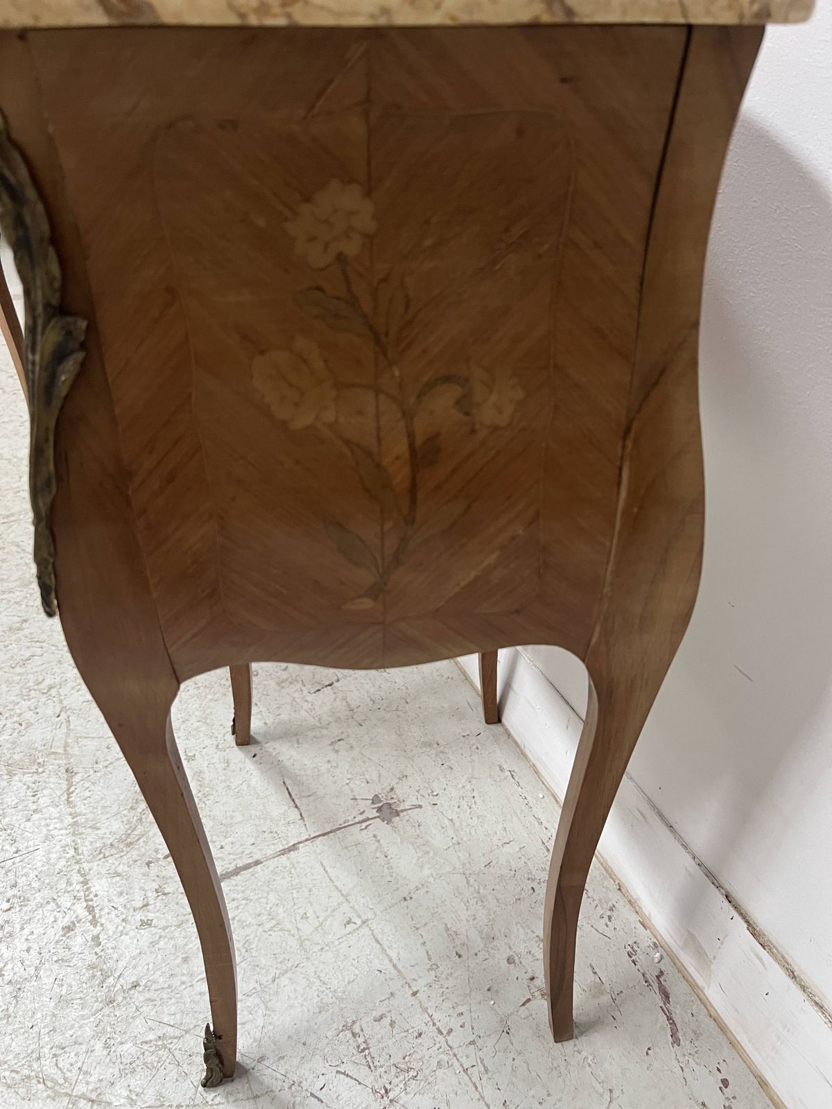 Pair Of Small Marquetry Chests Of Drawers In The Louis XV Style / 20th Century photo vinterior
