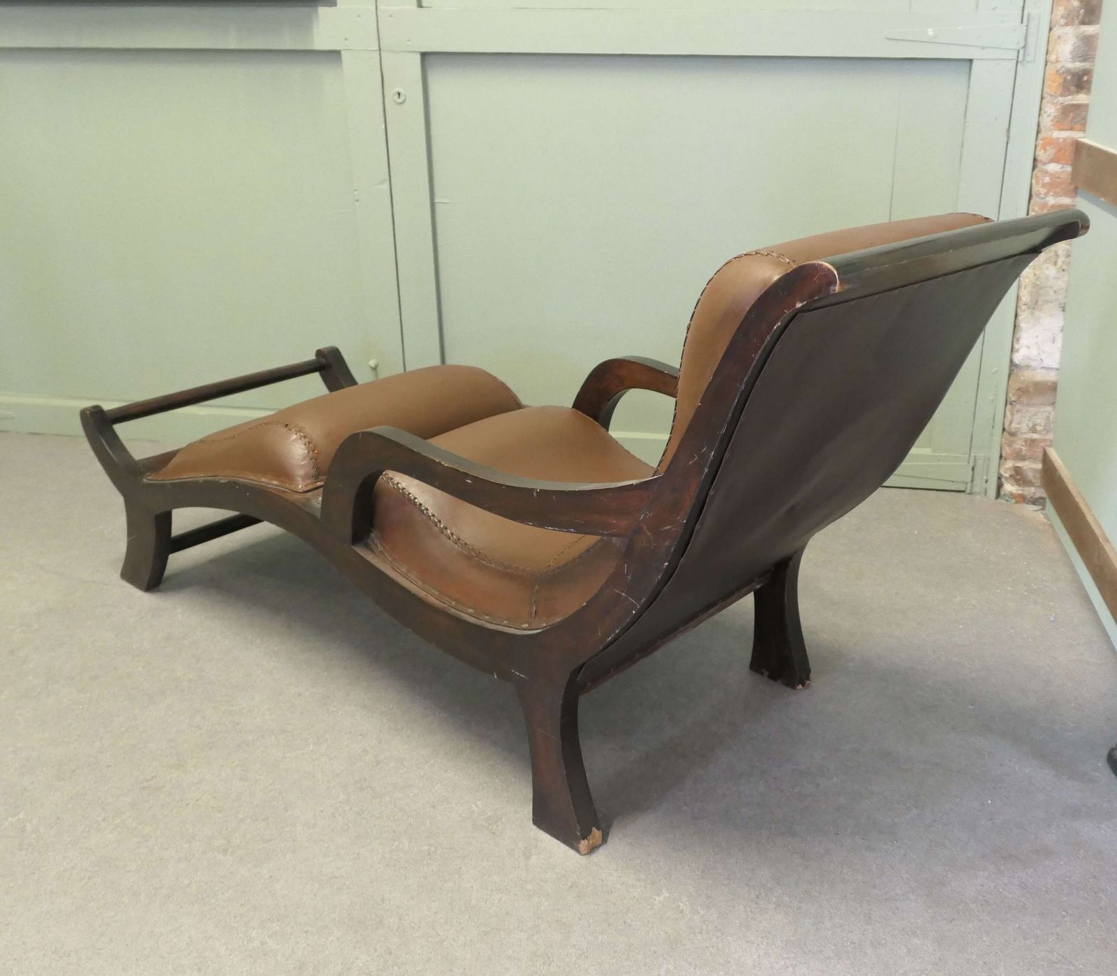 Victorian Colonial Plantation Style Chaise Lounge Superb Victorian Leather Chaise Longe photo 3000.0