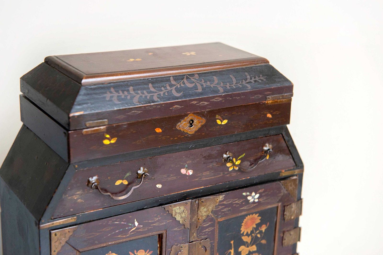 photo for sale Antique Japanese Cabinet – Meiji Period Lacquered Storage Box – Hand Painted Oriental Chest Of Drawers – Asian Jewelry Box