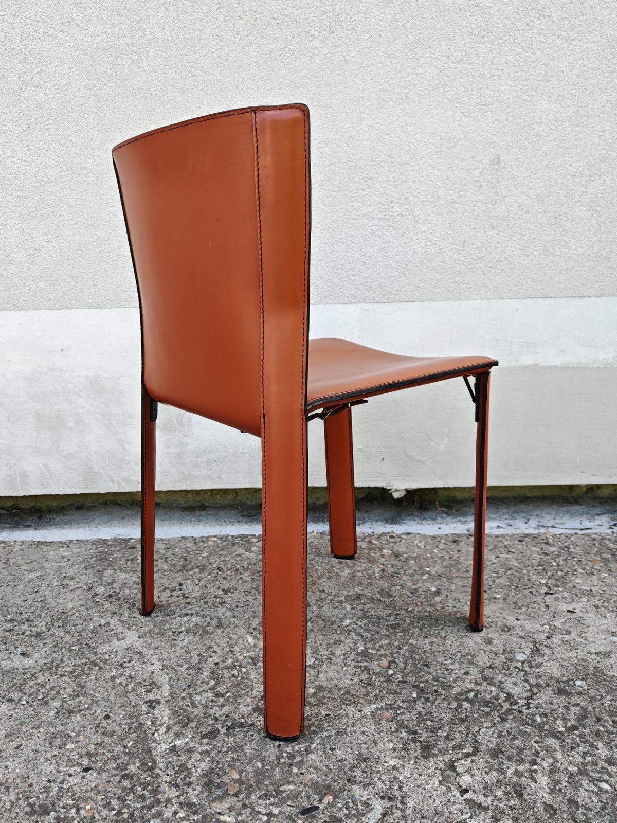 photo furniture Pair Of Postmodern Leather Chairs By Giancarlo Vegni For Fasem, Italy 1984