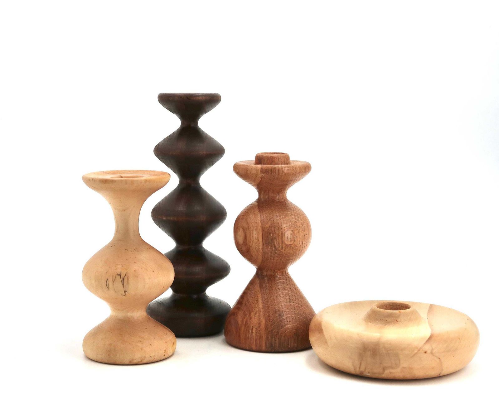 Set Van 4 Gedraaide Houten Kandelaars, Jaren 1970 / Kolom, Kandelaar, Woondecoratie, Brancusi, Scandinavische Stijl