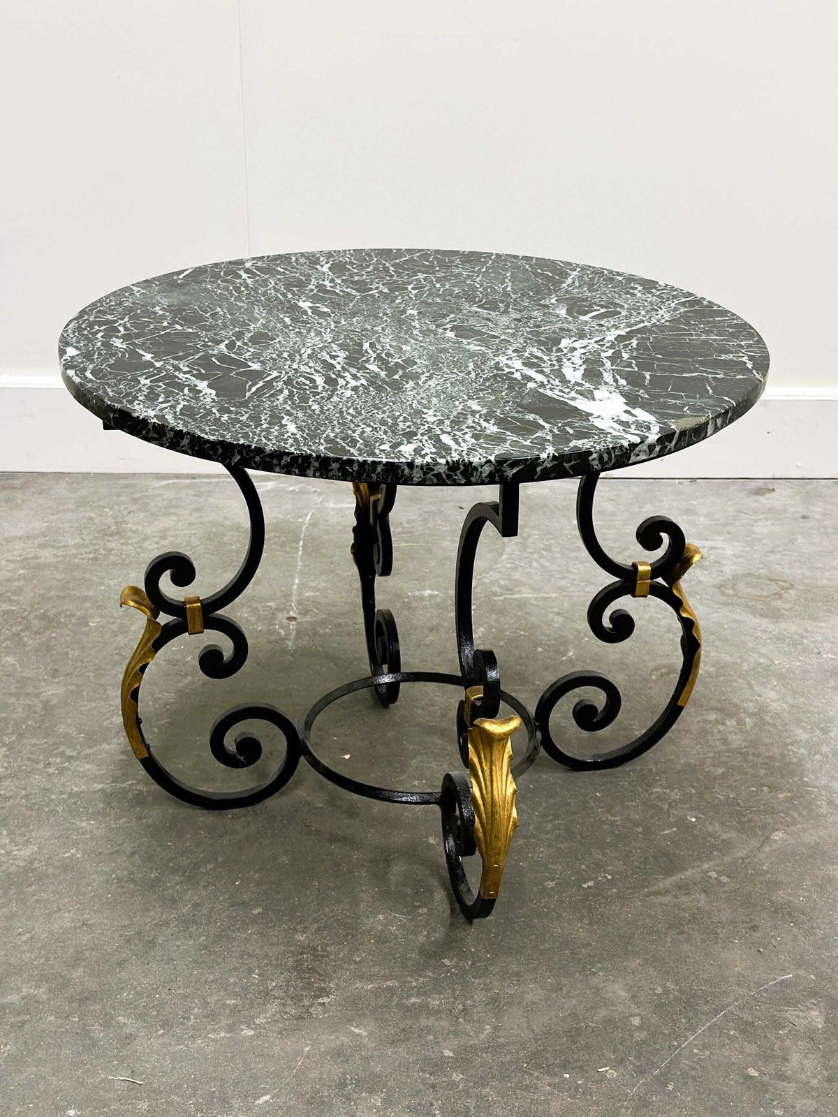 French Neoclassical Revival Coffee Table With Hollywood Regency Influence, 1970s. photo vintage