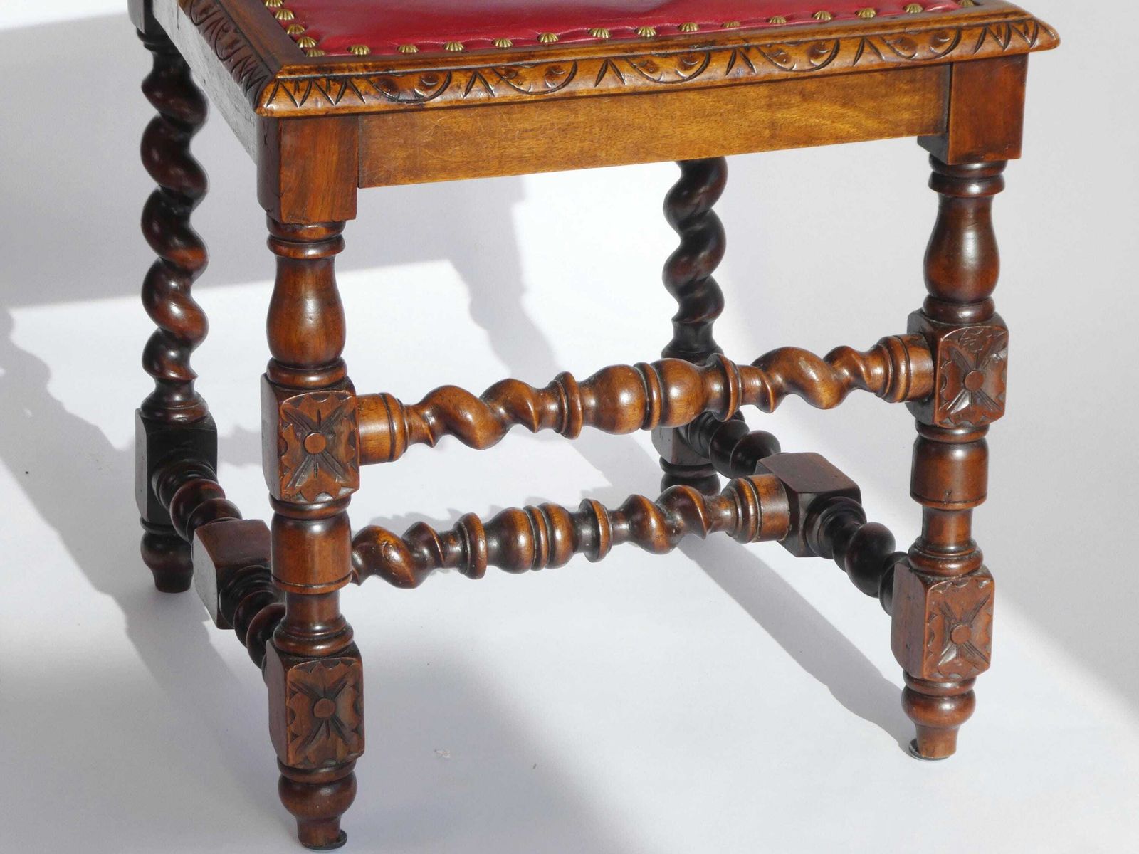 Baroque Antique Wooden Chair With Red Leather Seat, Barley Twist Hand Carved Chairs, Gothic Furniture photo Furniture