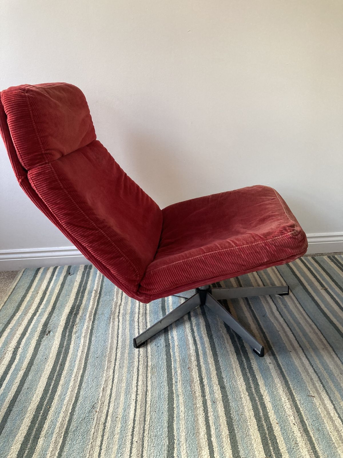 Vintage Ikea Lunna Swivel Chair photo for sale