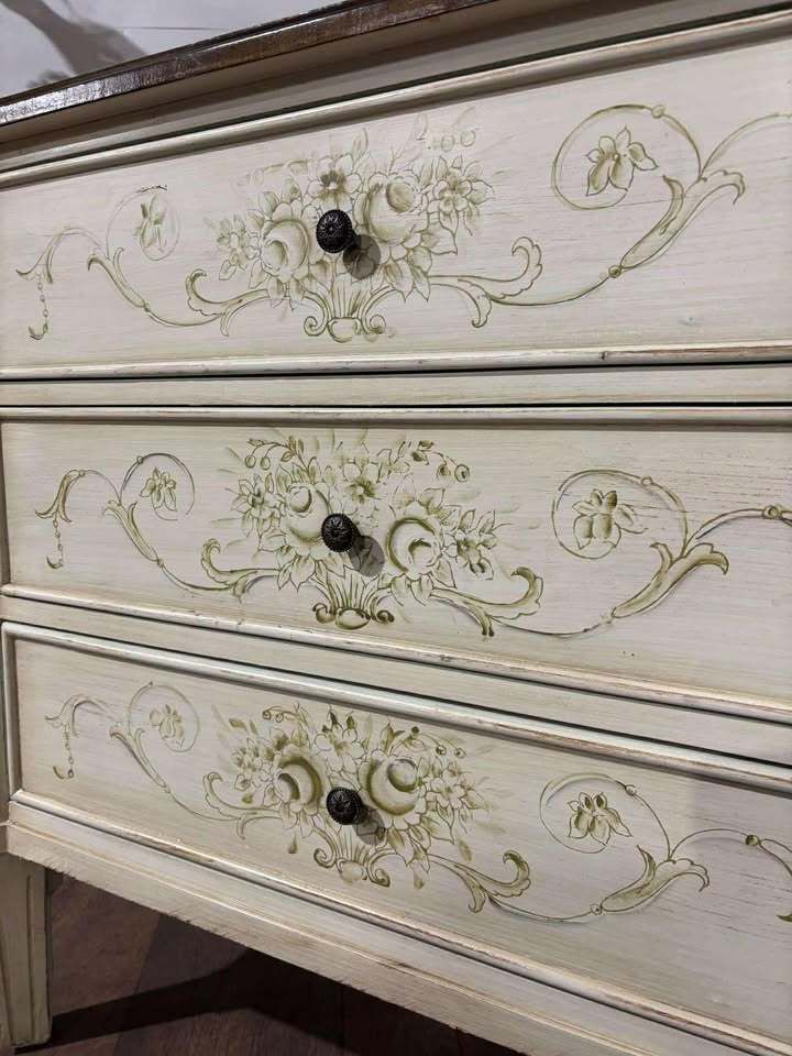 Contemporary Painted Chest Of Drawers photo 289.0